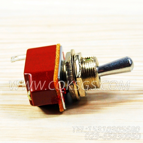 104215跳动式开关,用于康明斯KT19-M425主机仪表板总成组,【轮船用】配件-1